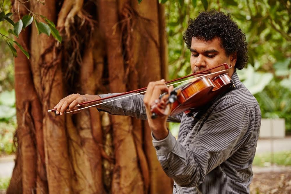 ‘Growing Poetry’: Zalehah Turner reviews The Red Room Company’s New ...
